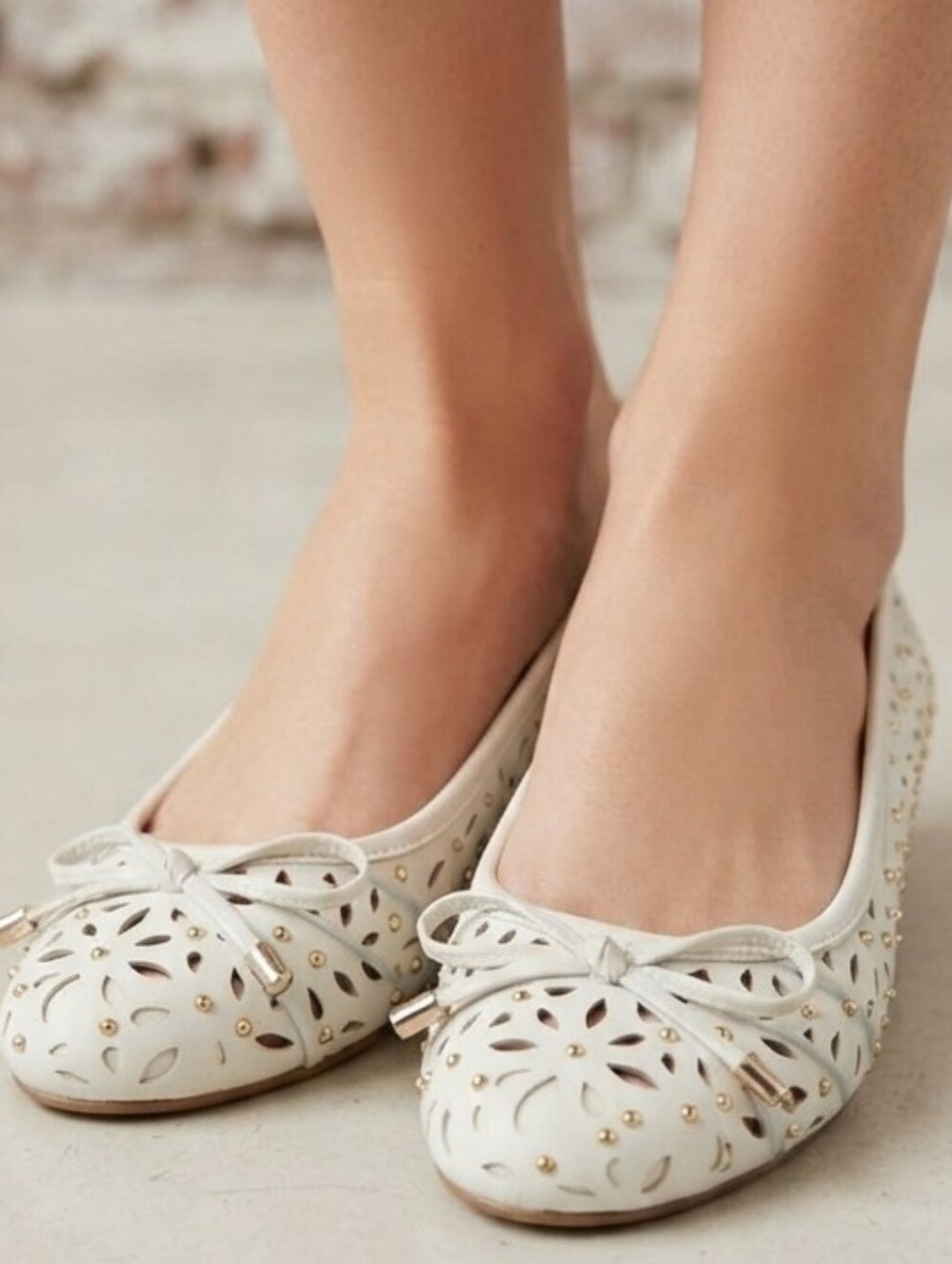 Studded White Leather Bow Ballet Flat US 6 Coquette Kisco Japan Premium Cutout